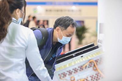 精準控濕·安全可靠 百奧除濕機閃耀亮相2021中國制冷展